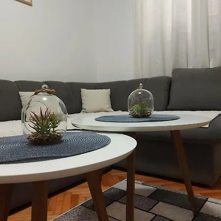 Luka&petar Apartment *